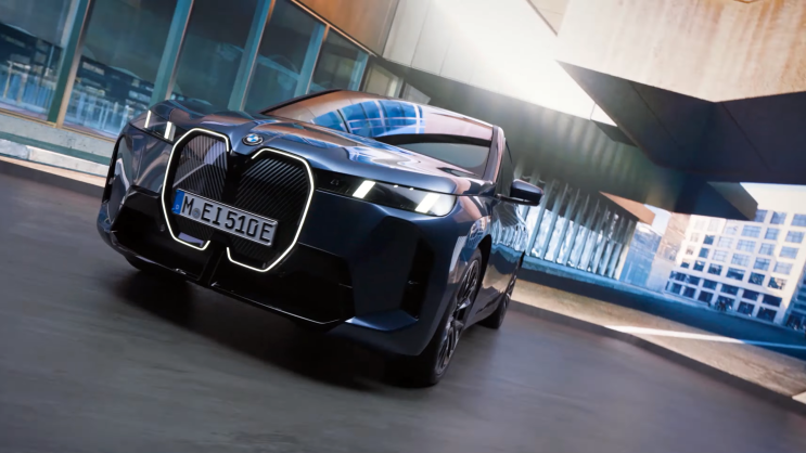  역대급 성능이라는 신형 BMW 전기차