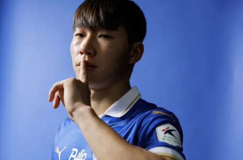 수원 삼성으로 이적한 전북현대 이민혁