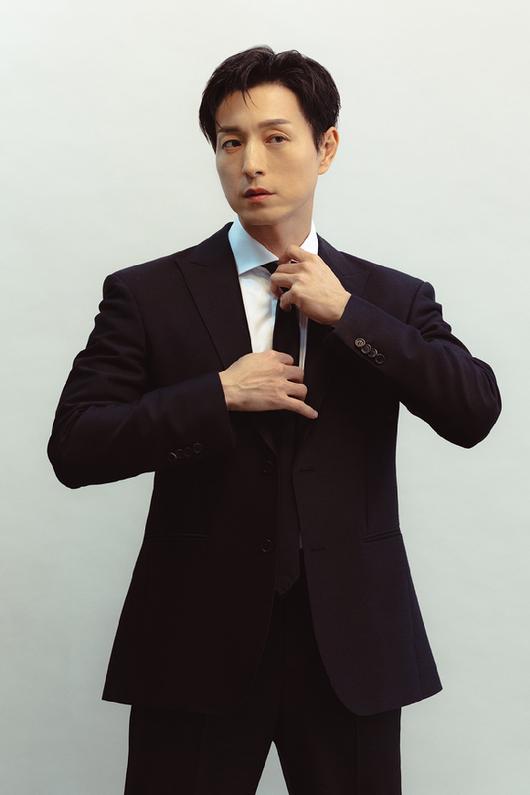 '<b>트리거</b>' <b>정성일</b>, <b>김혜수</b>에 대한 애정 과시 "한 번 좋아하면... 