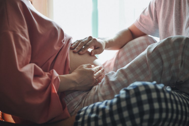  임산부 변비 해결 방법은? 원인과 좋은 음식 - 남편의 간절한 SOS