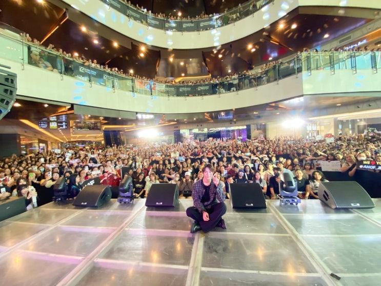 (AHOF) <b>제이엘</b>, 필리핀 휩쓴 인기⋯<b>데뷔</b> 전 첫 단독 <b>팬미팅</b>에... 