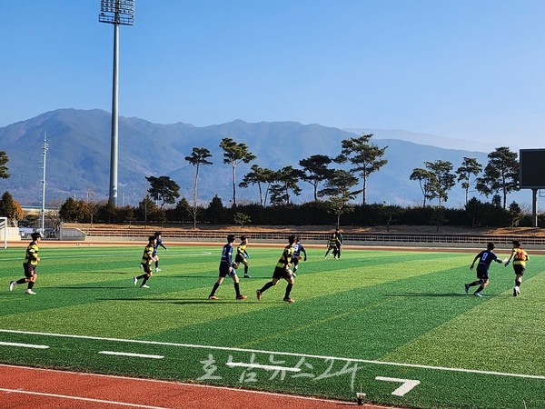  전국 유소년 1,000여 명 구례에서 축구 기량 겨룬다..2025 구례 노고단배 유소년 축구 페스티벌 개최