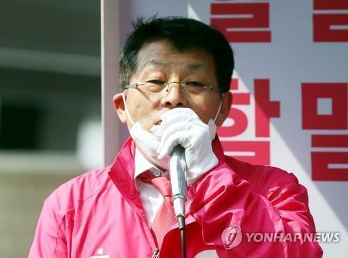 Today's Issue : <b>차명진</b> <b>세월호 막말</b> 징역형 집행유예