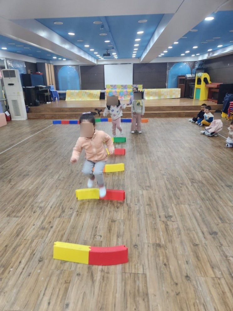  [아이큰별어린이집 활동] 아이큰별어린이집 체육활동 점프놀이 중심잡기