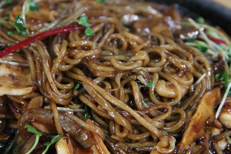 입학식, 졸업식에는 짜장면이지... 서울 근교 짜장면 맛집 [한국철도일보]