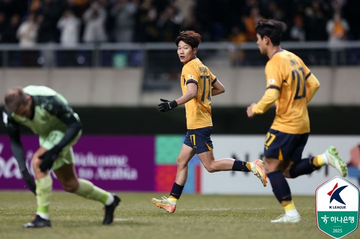 멀티골' 이정효의 <b>광주</b>, ACLE 홈 경기 <b>부리람</b>과 2-2 <b>무승부</b>