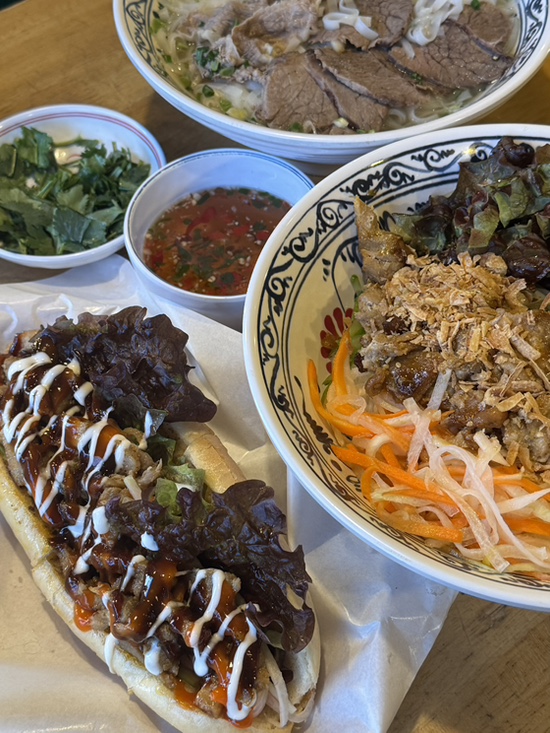  이태원맛집 | 베트남 현지의 맛 플러스84 이태원점 리뷰