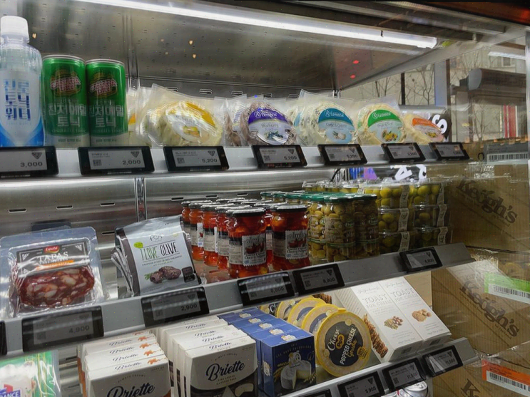  [합정 맛집] 특별한 날에 분위기 있게 와인을 즐기기에 최적의 탭샵바 합정점