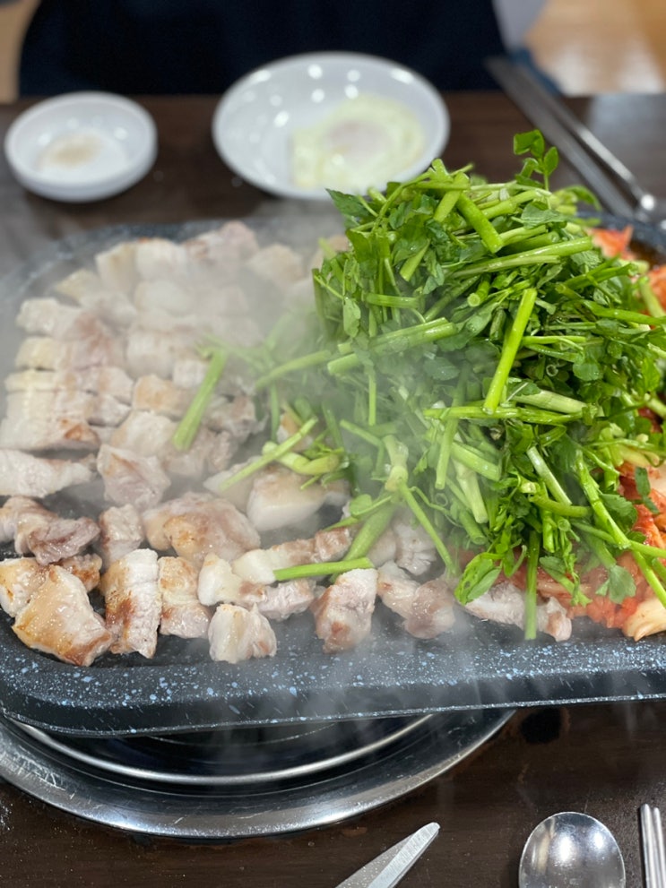  서울 시청역 북창동 미나리 삼겹살 맛집 점심 회식장소 추천, 천복