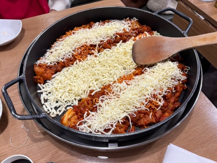  강남역 가성비 맛집 고수닭갈비 추천 (웨이팅, 메뉴, 가격)