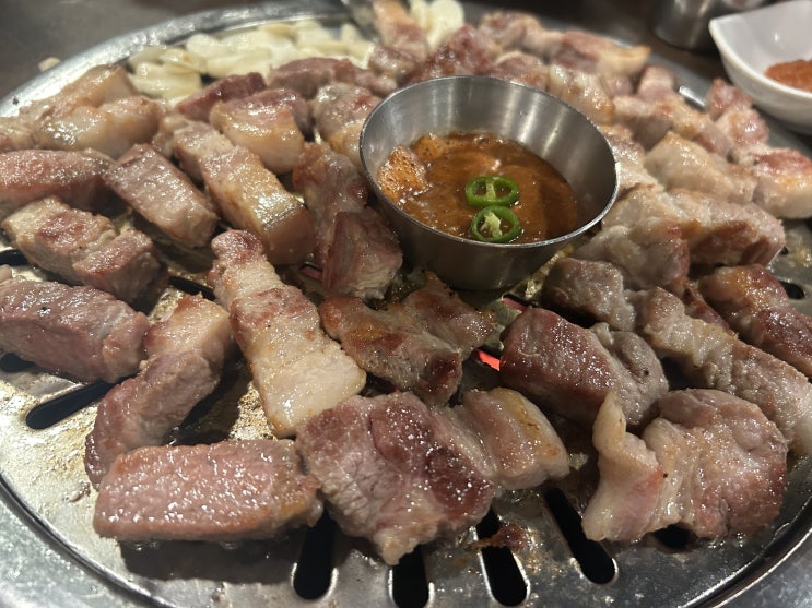  안암오거리 회식하기 좋은 제주고기 맛집<제주고깃집>(오겹살, 목살, 두항정살, 덜미살)