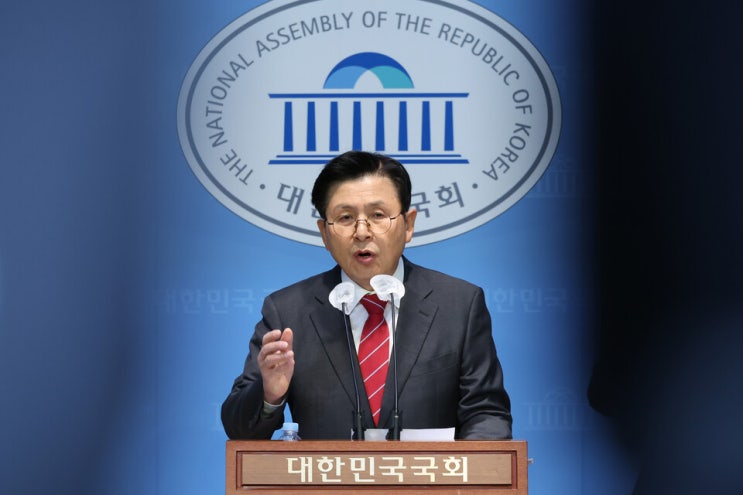 ‘<b>서부지법 난동</b> 사태’ 내달 첫 <b>재판</b>…황교안, 무료 변론... 