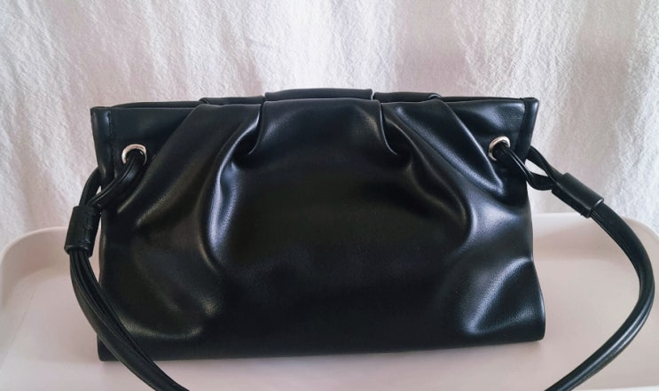  내돈내산 뮤니에 플리츠 숄더백 PLEATS SHOULDER BAG 가방 추천