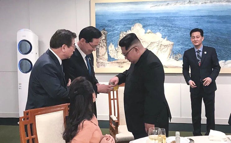 송영무프로필 <b>허위서명 강요</b>' 송영무 전 국방부장관 1심서 무죄... 