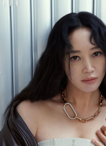 <b>시그널2</b>(2026) <b>김혜수</b>, <b>이제훈</b>, <b>조진웅</b> 출연