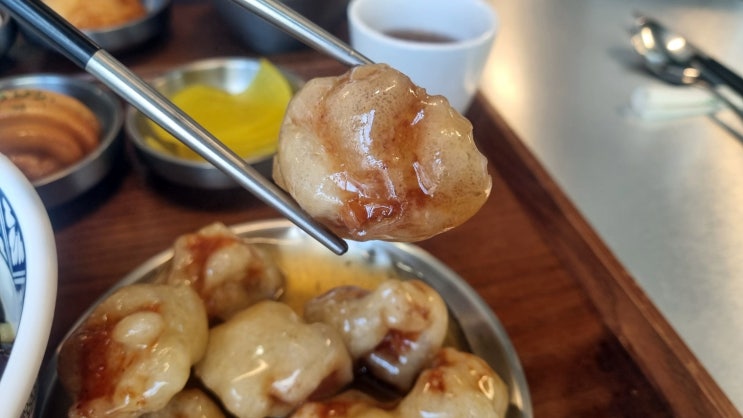  상도동 맛집: 졸업식 추억을 되살리는 탕후루 탕수육과 짜장면의 향연, 미식반점 상도점