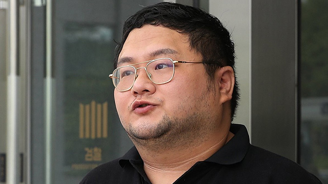 '쯔양 공갈' 구제역, 1심 징역 3년으로 법정 구속...주작감별사, 카라큘라는 집행유예 '쯔양 공갈' 구제역, 1심 징역 3년으로 법정 구속...주작감별사, 카라큘라는 집행유예