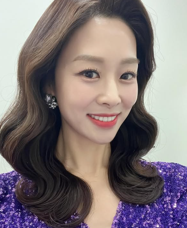 장신영, 쇼호스트 되고 물오른 미모 공개 “장신영쇼” [스타... 