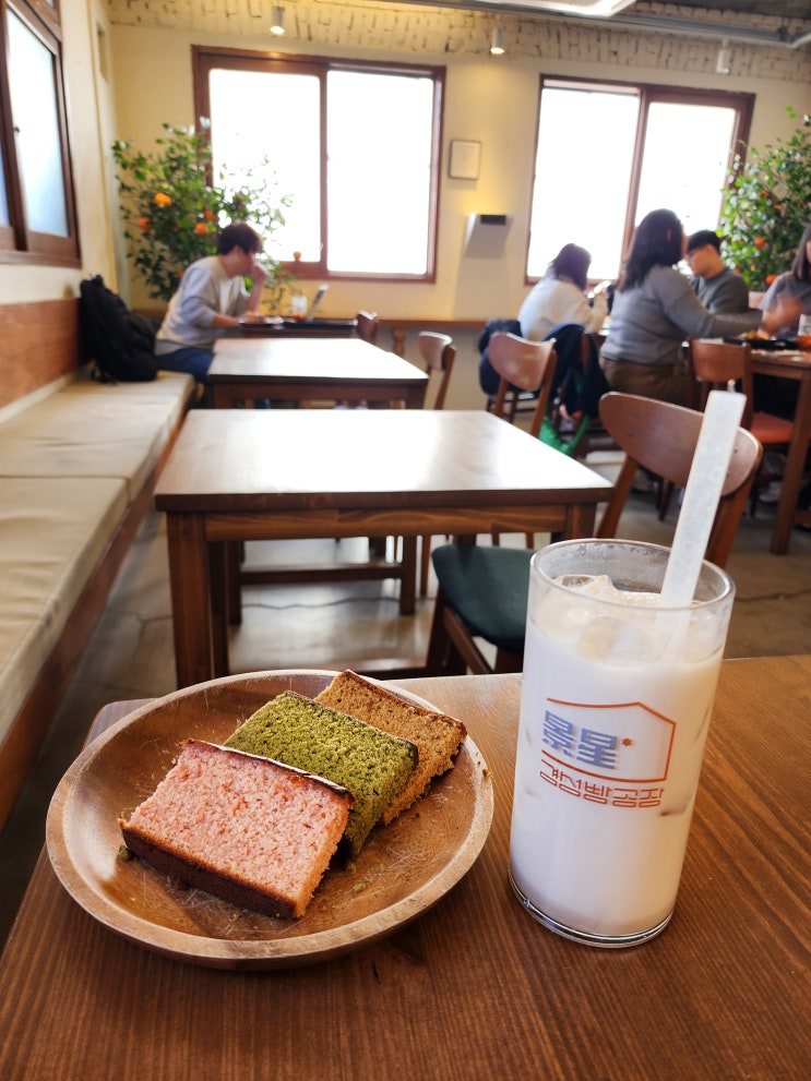  숙대입구 카페 서울 카스테라 전문 경성빵공장