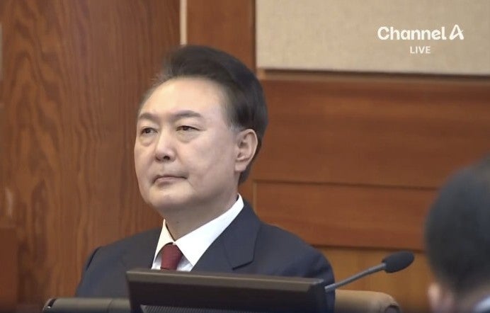 <b>윤석열 대통령 구속취소</b> 심문 57분만에 끝...<b>법원</b> “추가... 