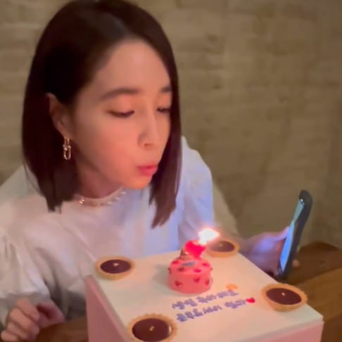 이민정 단발여신 16년 전과 똑같아 단발머리 43살 생일 인스타 차기작