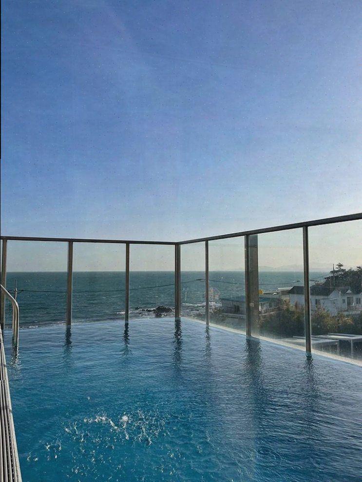  울산 풀빌라에서 특별한 가족 휴가, 비클래시 간절곶점