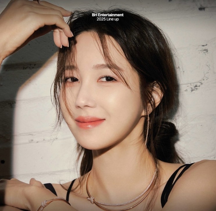 <b>이지아</b> <b>조부</b> 김흥순 <b>친일</b>행위, 후손으로 <b>사과</b> 공식입장! 가족과... 