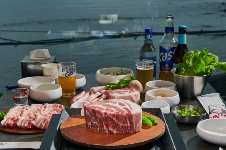  오션뷰가 멋진 애월 해안도로 맛집