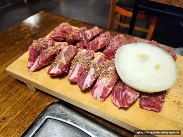  군포맛집 산본역 고기집 화덕육선생 숙성고기 후기