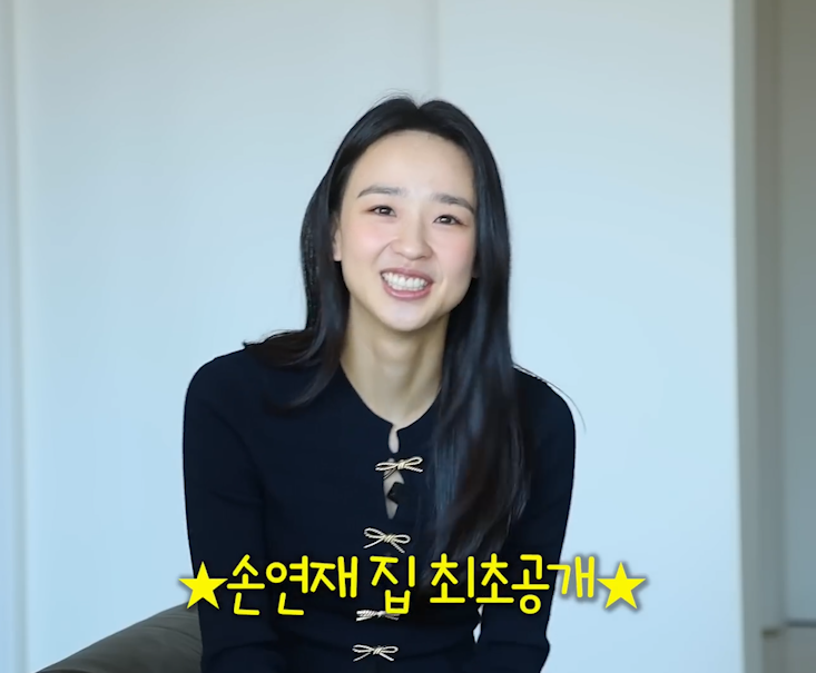 <b>72억 신혼집 공개</b>한 <b>손연재</b> 니트 어디 거?