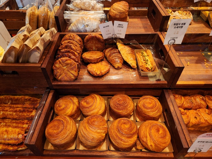  부산 소금빵 맛집 이흥용과자점 문현직영점 제과제빵 명장
