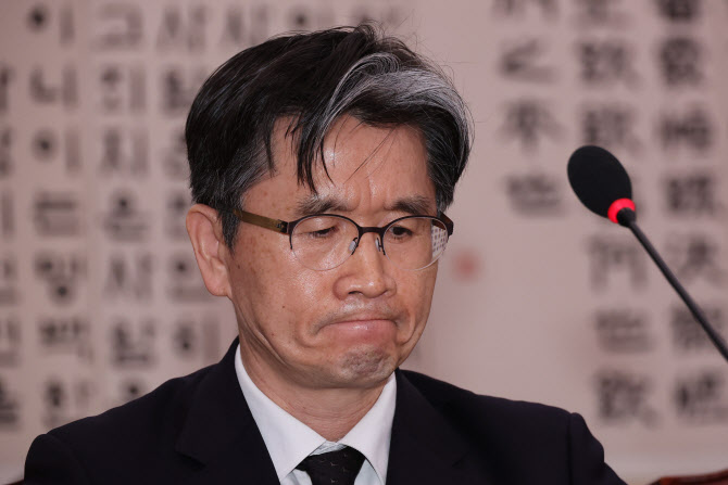 <b>공수처</b> 중앙지법 윤석열 수색<b>영장</b> 3번이나 <b>기각</b> <b>공수처</b> 수사권... 
