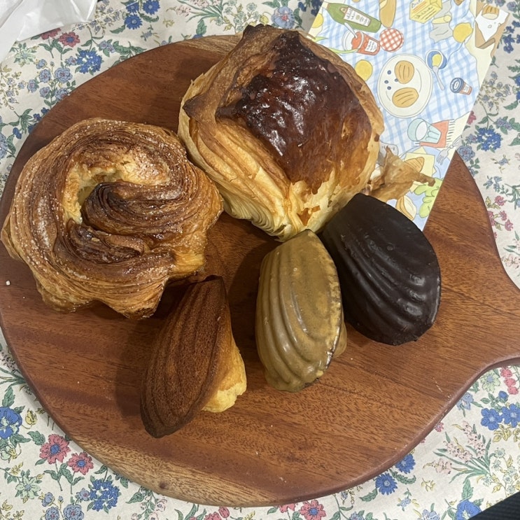  신사 가로수길 디저트 맛집 에뚜왈