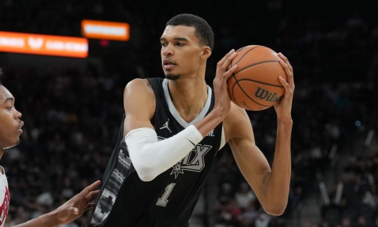 NBA 빅터 웸반야마, 어깨 혈전증으로 시즌아웃