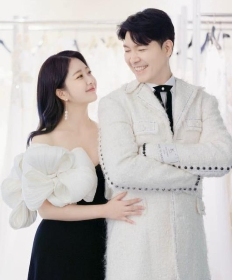 <연예가핫이슈> 박수홍 김다예 부부, 압구정 신현대 아파트 70억 5천만 원에 매입...최고가 경신 <연예가핫이슈> 박수홍 김다예 부부, 압구정 신현대 아파트 70억 5천만 원에 매입...최고가 경신