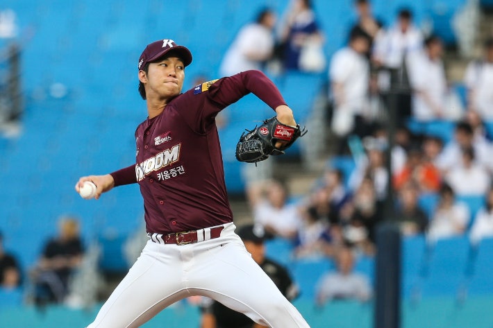 넘버원 안우진, 이정후와 <b>WBC</b> <b>류지현</b>호 승선