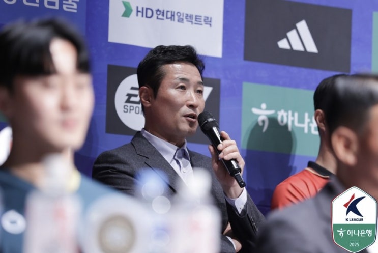 정식 사령탑 데뷔 임박한 경남FC <b>이을용</b>, 첫 상대는 '2002 멤버... 