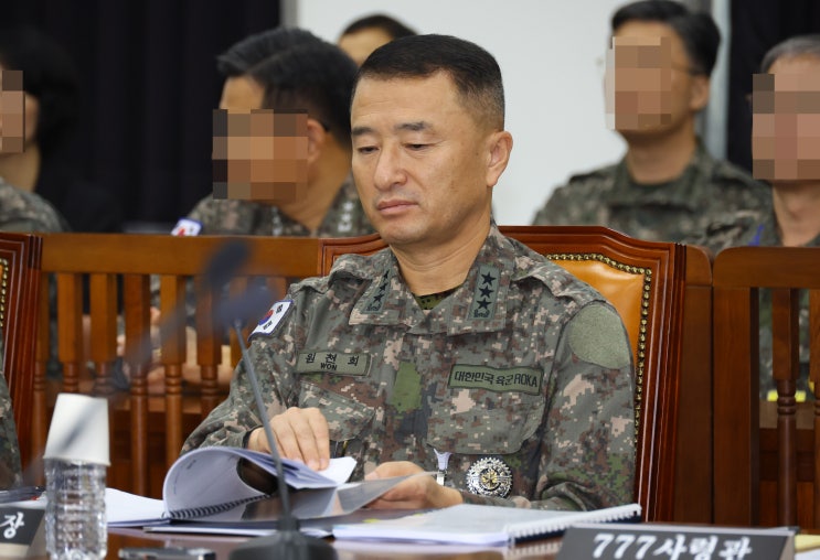 <b>공수처</b>, '<b>계엄</b> 연루 <b>의혹</b>' 원천희 <b>국방정보본부장</b> 사무실·자택... 