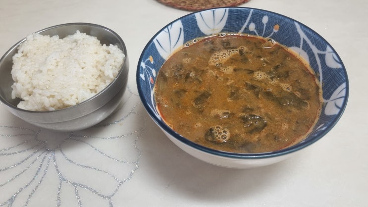  34년 전통의 남원 추어탕 맛집, 흥부골 남원추어탕 밀키트 후기: 꽃샘추위도 잊게 하는 건강한 보양식!