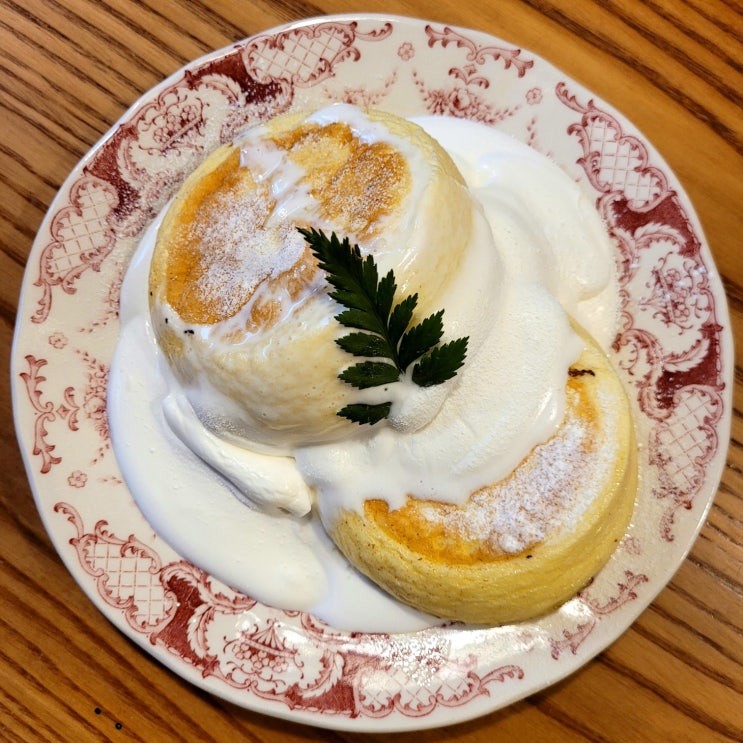  서울 익선동 수플레가 맛있는 한옥카페 | 동백양과점