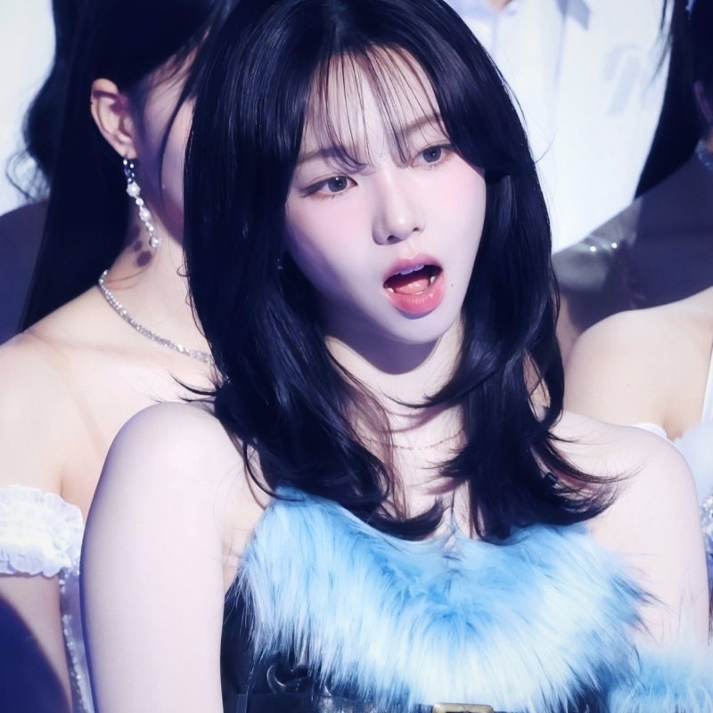 도도미 장착! 카리나 중단발 허쉬컷