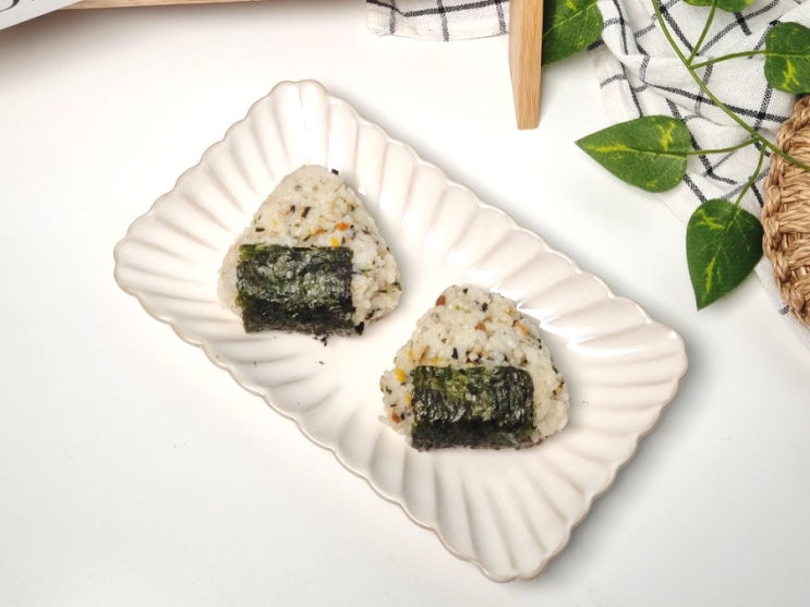  오니기리 만들기 일본 후리가케 주먹밥 간단도시락 다이소 삼각김밥틀
