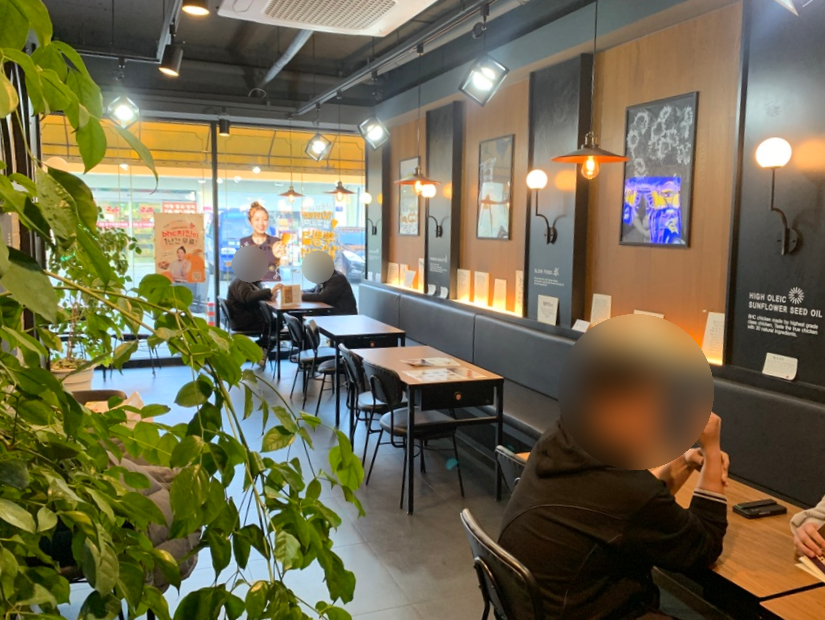 BHC치킨 충남논산점 사진 4