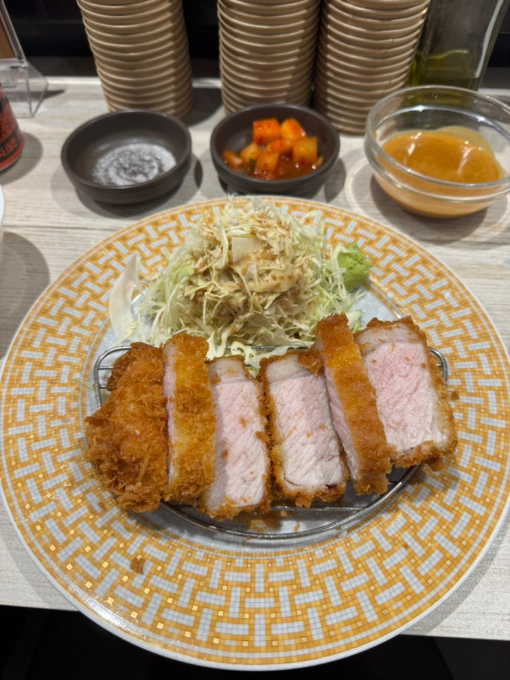  [합정] 돈카츠 맛집 츠키젠 후기 (+에르메스 접시 돈까스, 웨이팅 현황)