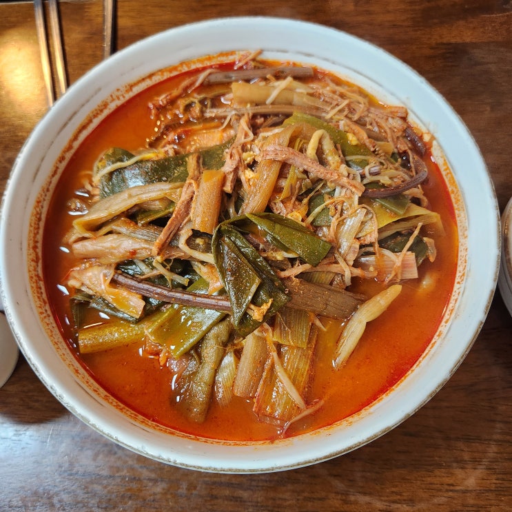  양주 막줄래국시 – 깊고 진한 국물! 도토리 육개장 칼국수 & 들깨 칼국수