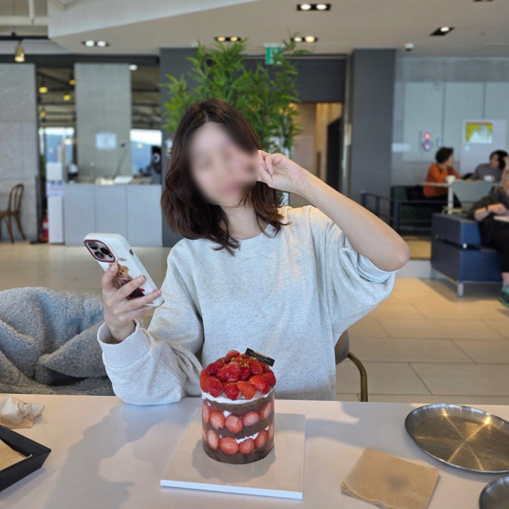 [ 아늑함 ANUKAM ] 데일리로 입기 좋은 맨투맨 티 추천
