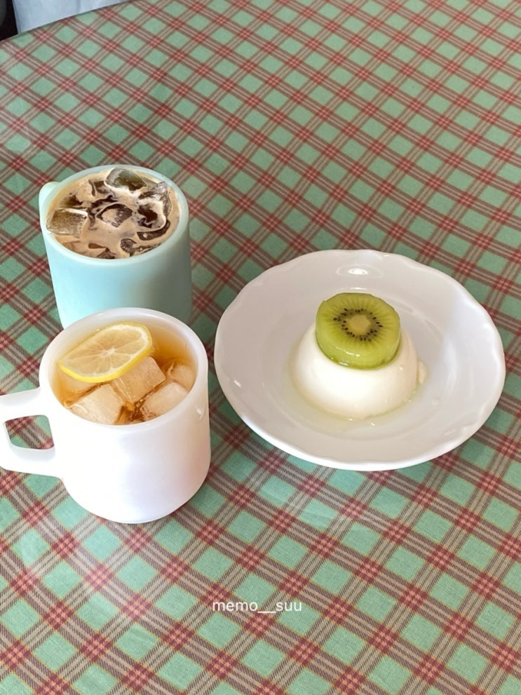  제주 감성 디저트카페 푸딩푸딩, 맛도 분위기도 완벽한 푸딩 맛집