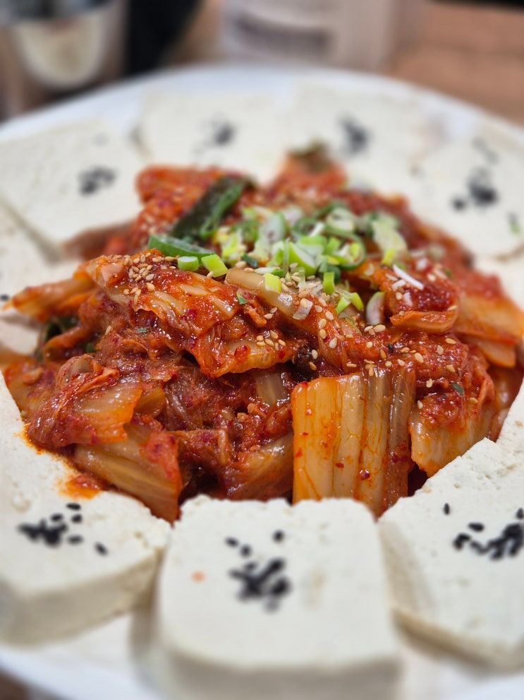  [구디술집] 노포감성 '즉석두부이야기' | 두부삼합 전골 감자전 막걸리 맛집
