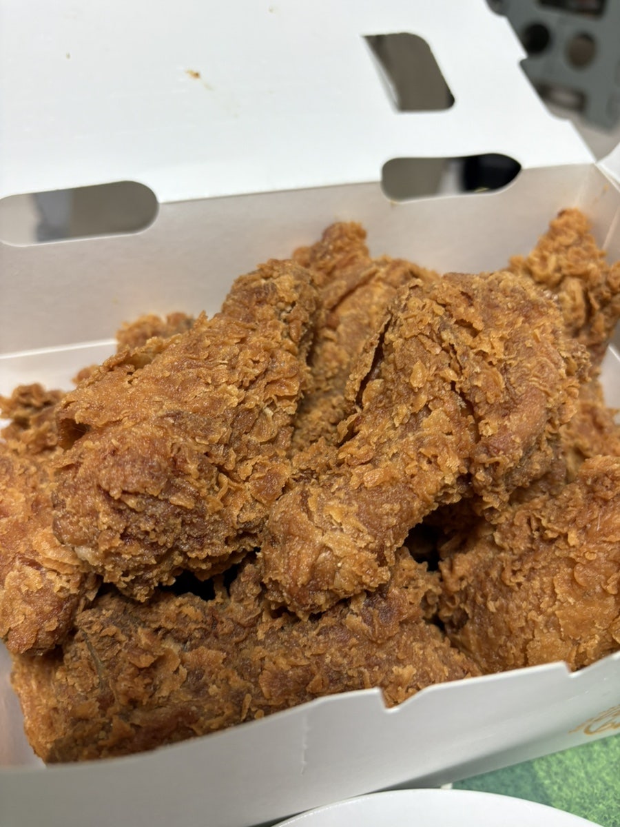 BHC치킨 오산세교점 사진 6