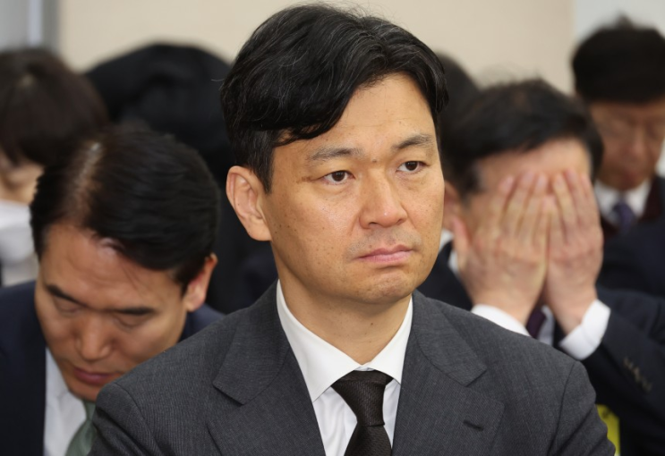 직대 목음체질 "<b>탄핵심판</b> 선고일 '<b>갑호비상</b>' 발령 검토"